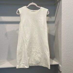 H&M dress, worn once. Jersey knit in great condition.